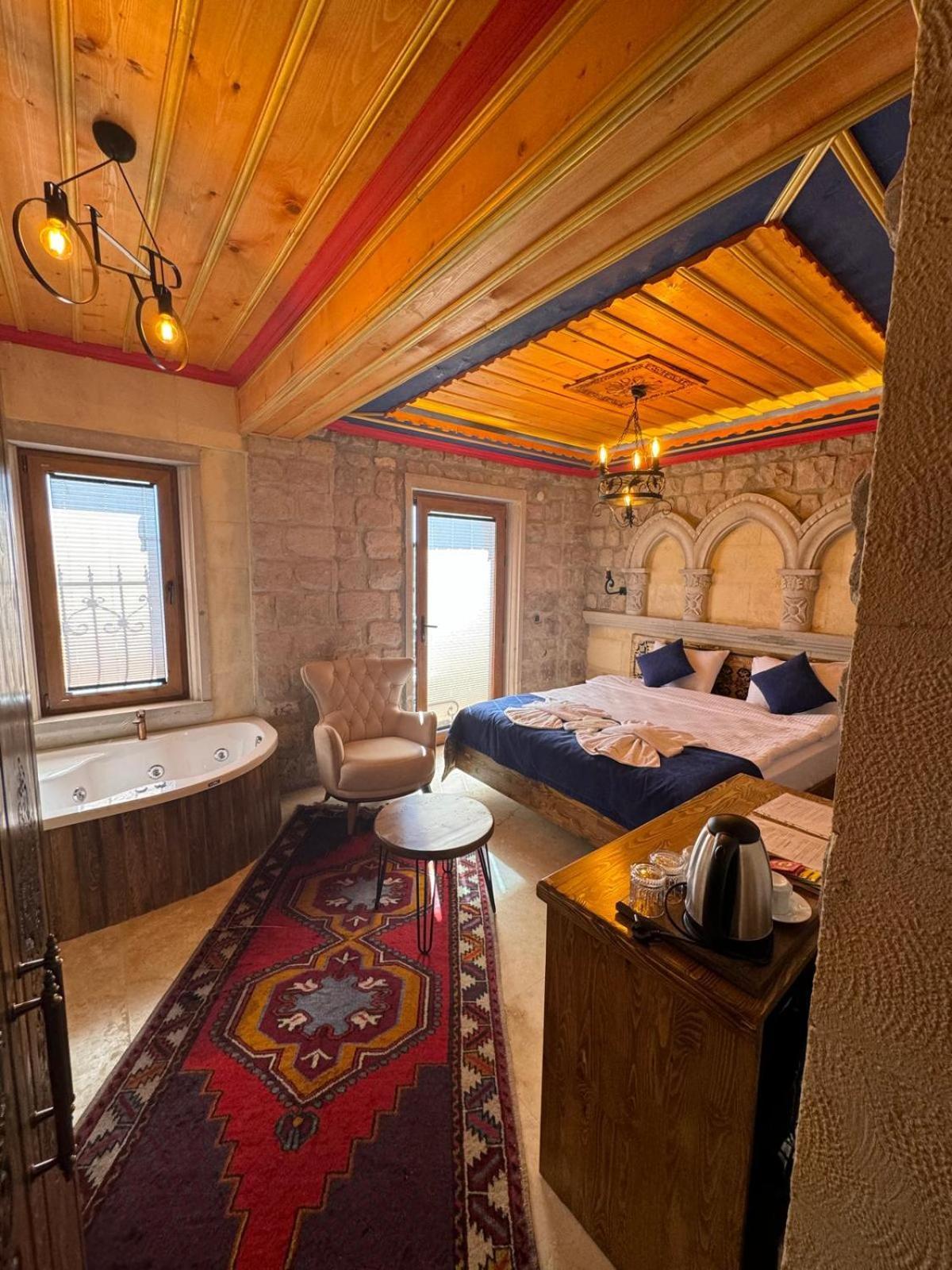 Hotel Elite Rose Cappadocia à Uçhisar Extérieur photo
