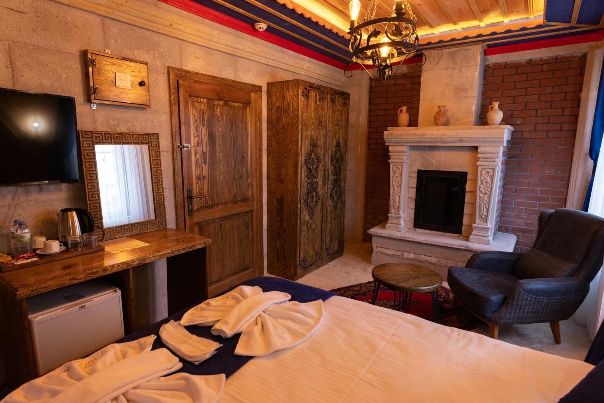 Hotel Elite Rose Cappadocia à Uçhisar Extérieur photo